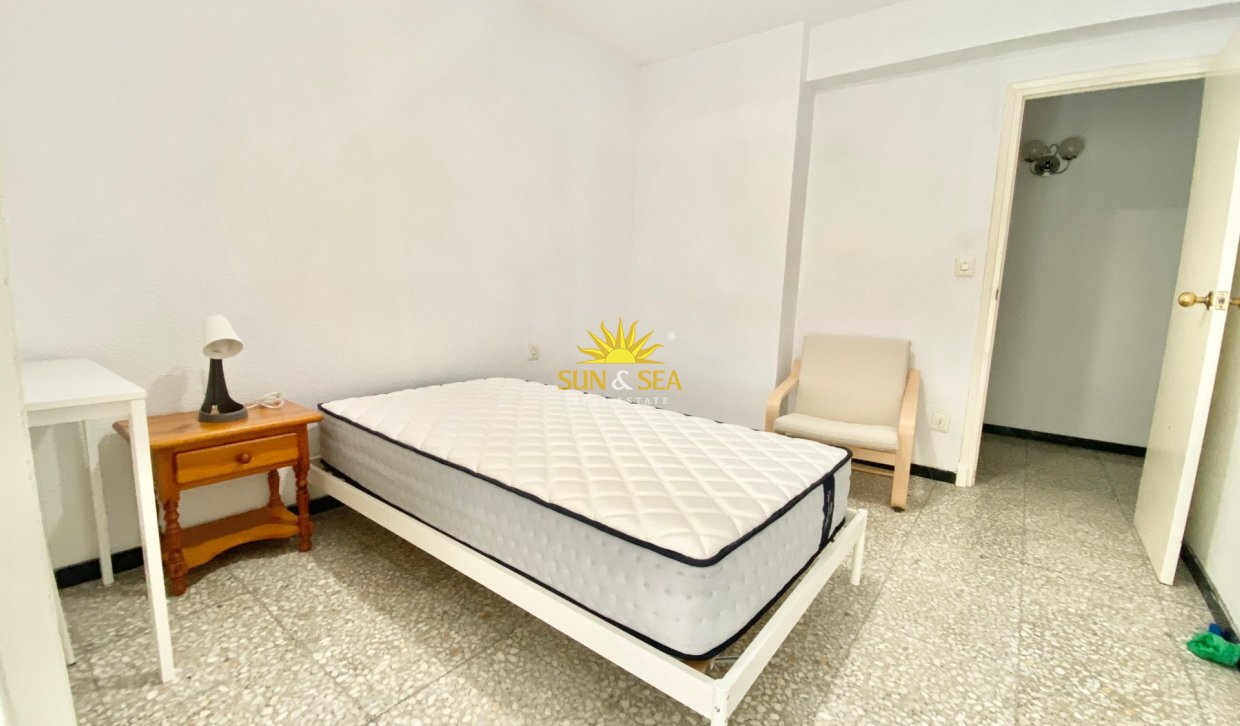 Location à long terme - Appartement - Alicante - La Florida
