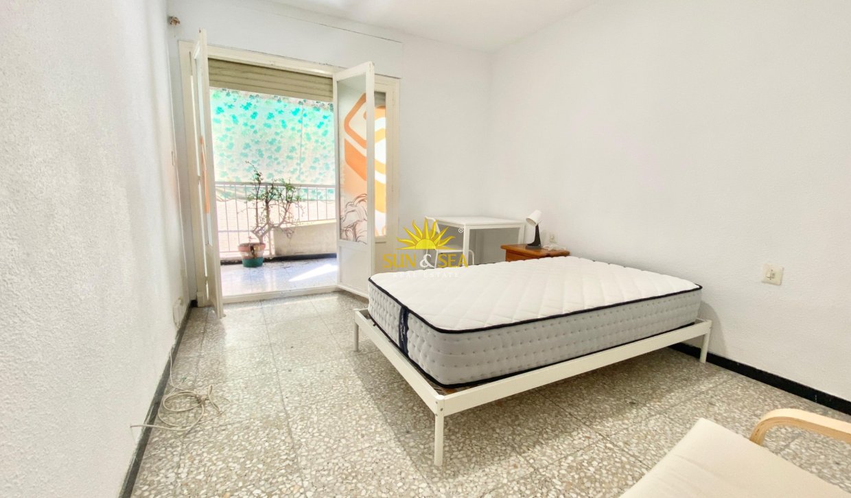 Location à long terme - Appartement - Alicante - La Florida