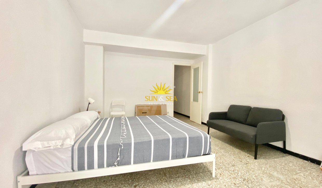 Location à long terme - Appartement - Alicante - La Florida