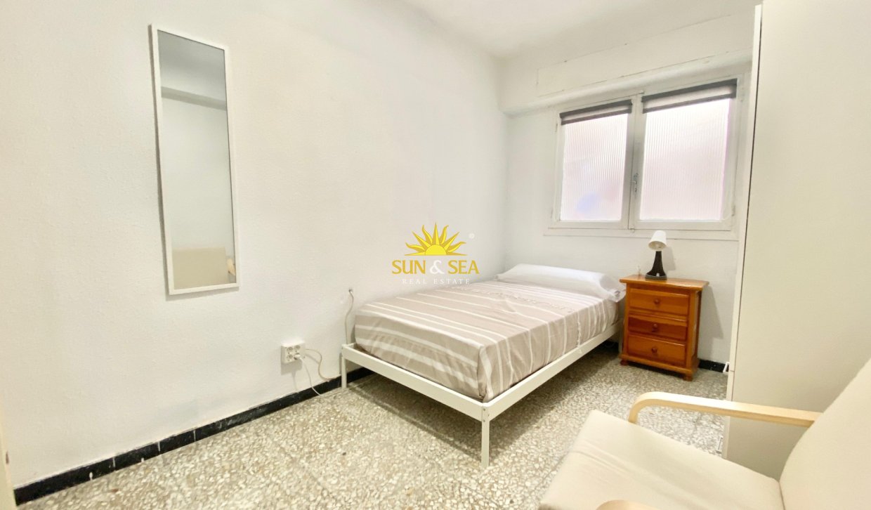 Location à long terme - Appartement - Alicante - La Florida