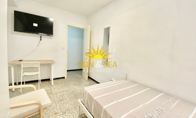 Location à long terme - Appartement - Alicante - La Florida