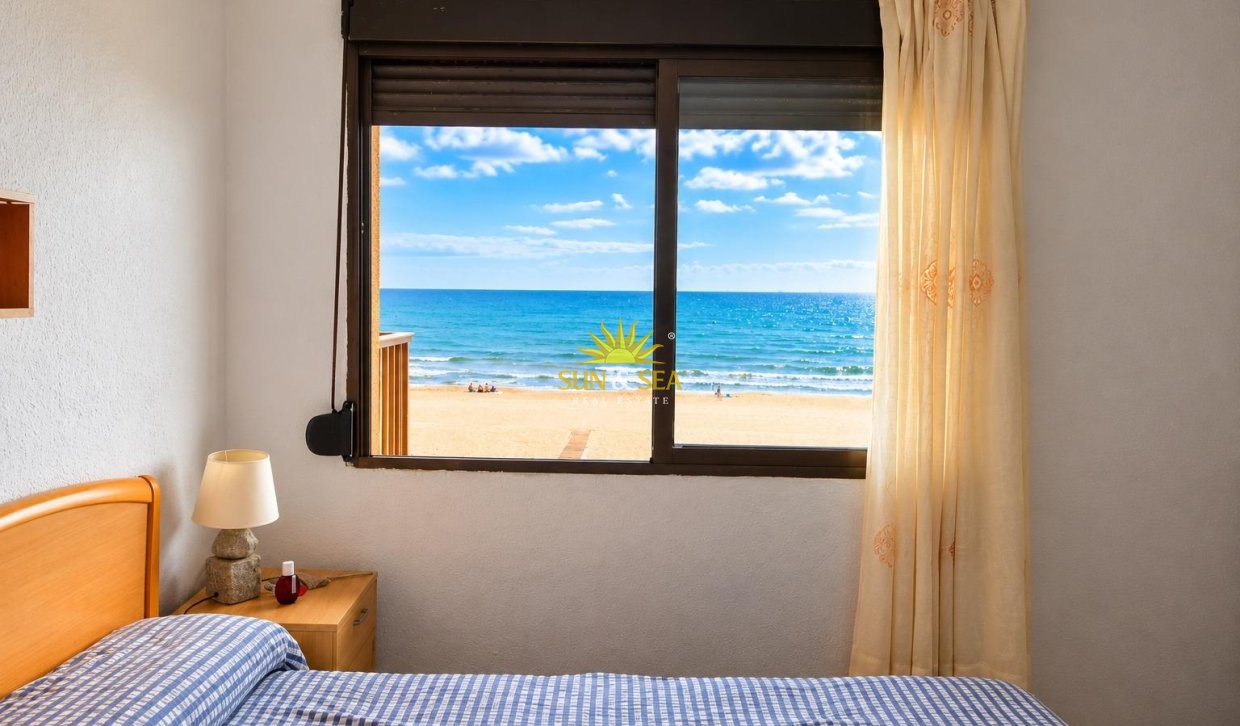 Перепродажа - Apartment - El Campello - Playa Muchavista