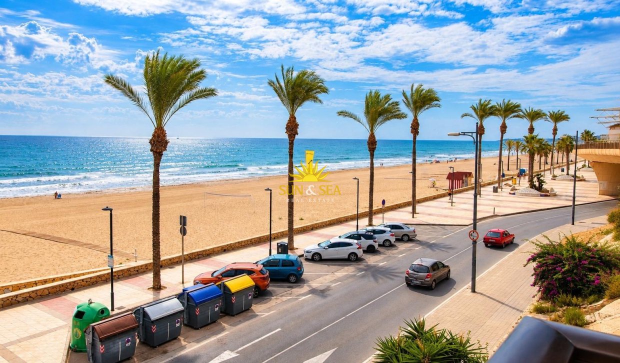 Перепродажа - Apartment - El Campello - Playa Muchavista