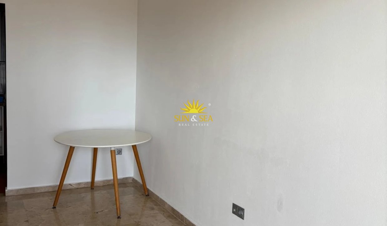 Long Term Rental - Apartment - Benidorm