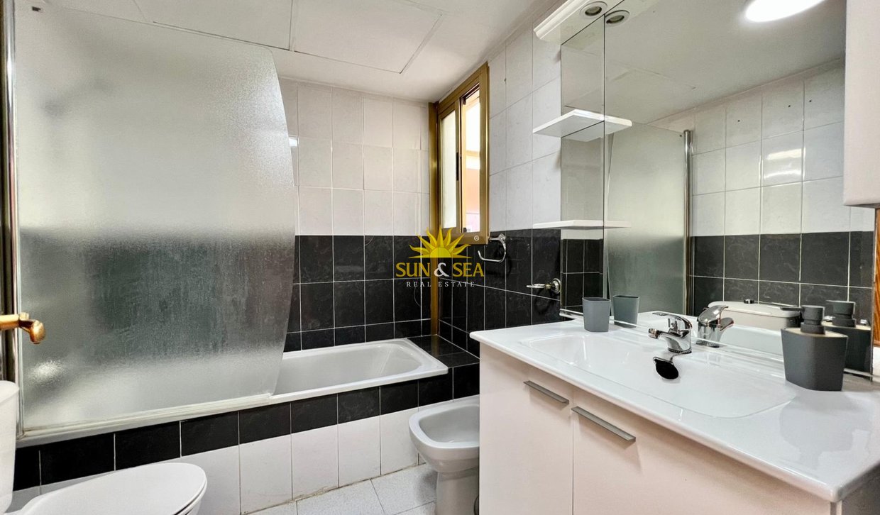 Resale - Penthouse - Torrevieja - Centro