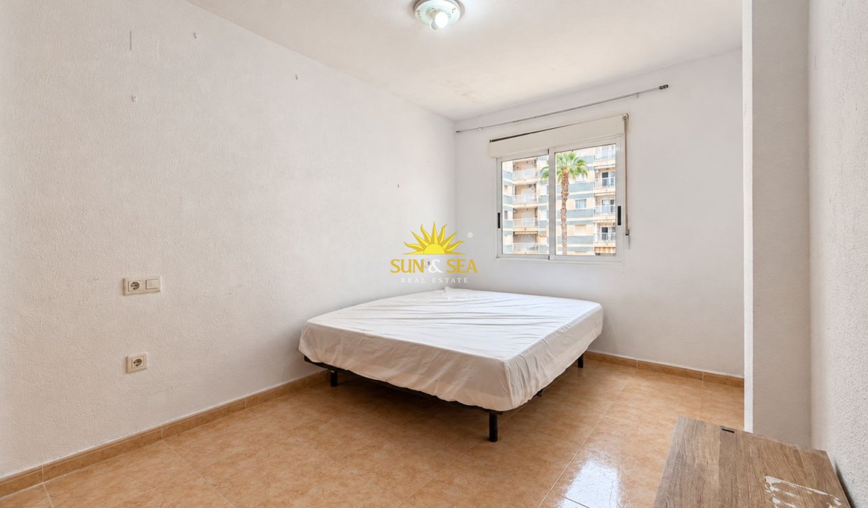 Reventa - Apartamento - Torrevieja - Centro