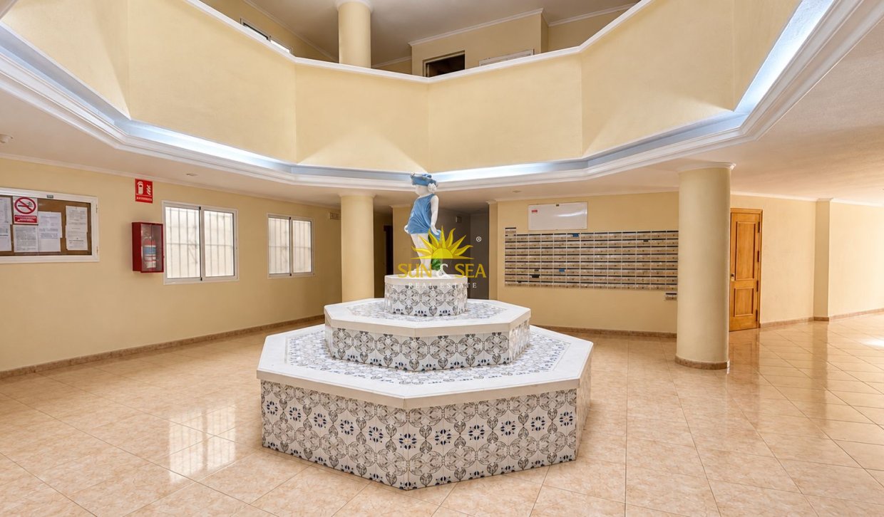 Reventa - Apartamento - Torrevieja - Centro