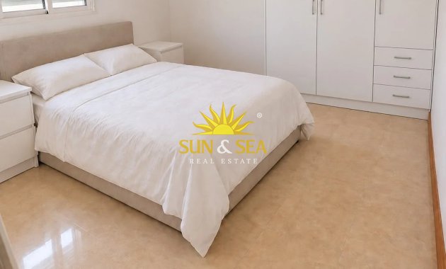 Location à long terme - Appartement - Alicante (Alacant)