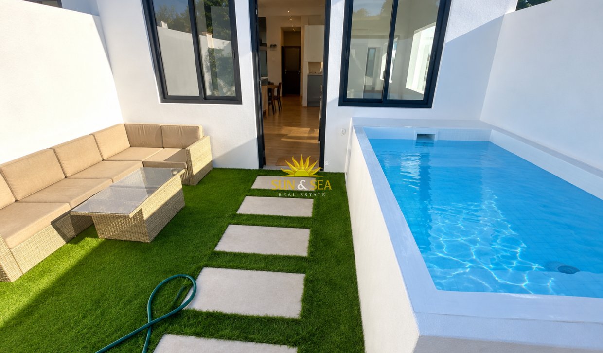Long Term Rental - Townhouse - Alicante (Alacant)