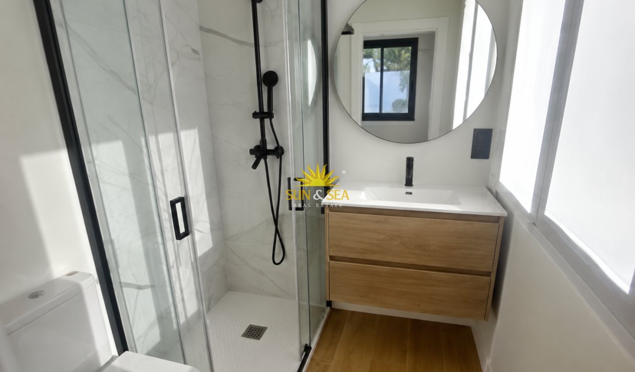 Long Term Rental - Townhouse - Alicante (Alacant)