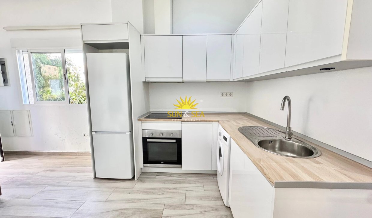Long Term Rental - Apartment - Torrevieja - Torrelamata - La Mata