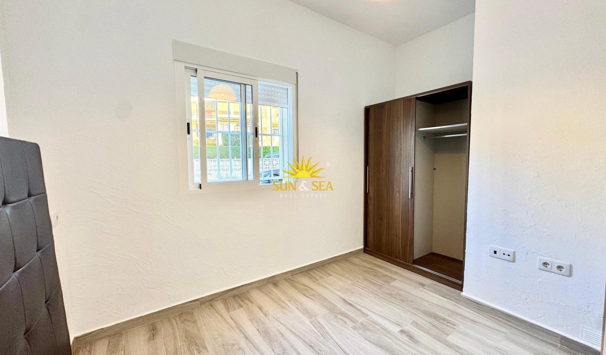 Long Term Rental - Apartment - Torrevieja - Torrelamata - La Mata
