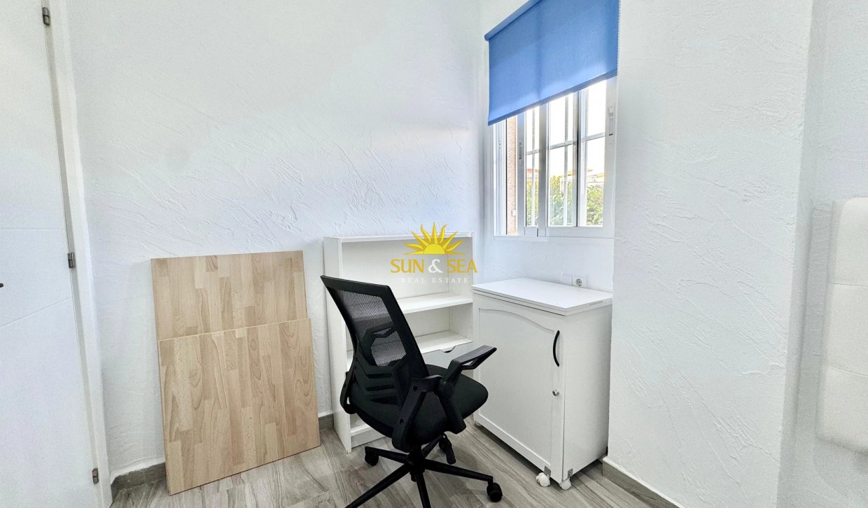 Long Term Rental - Apartment - Torrevieja - Torrelamata - La Mata