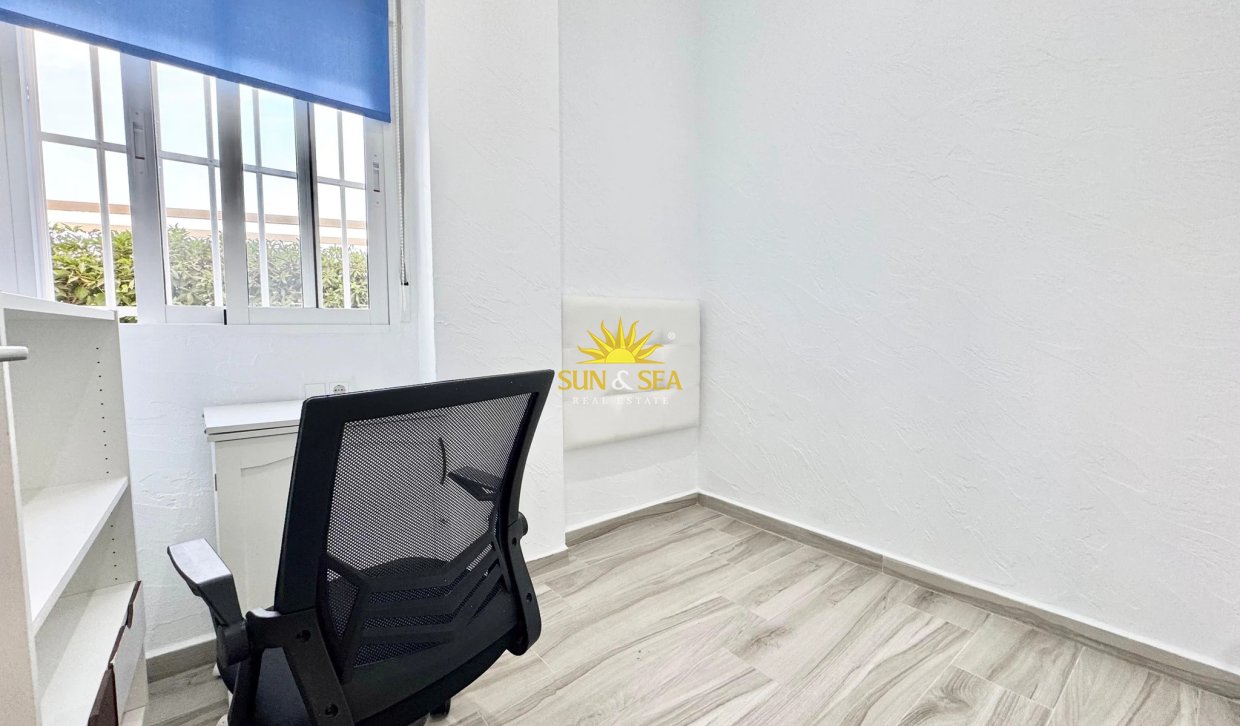 Long Term Rental - Apartment - Torrevieja - Torrelamata - La Mata
