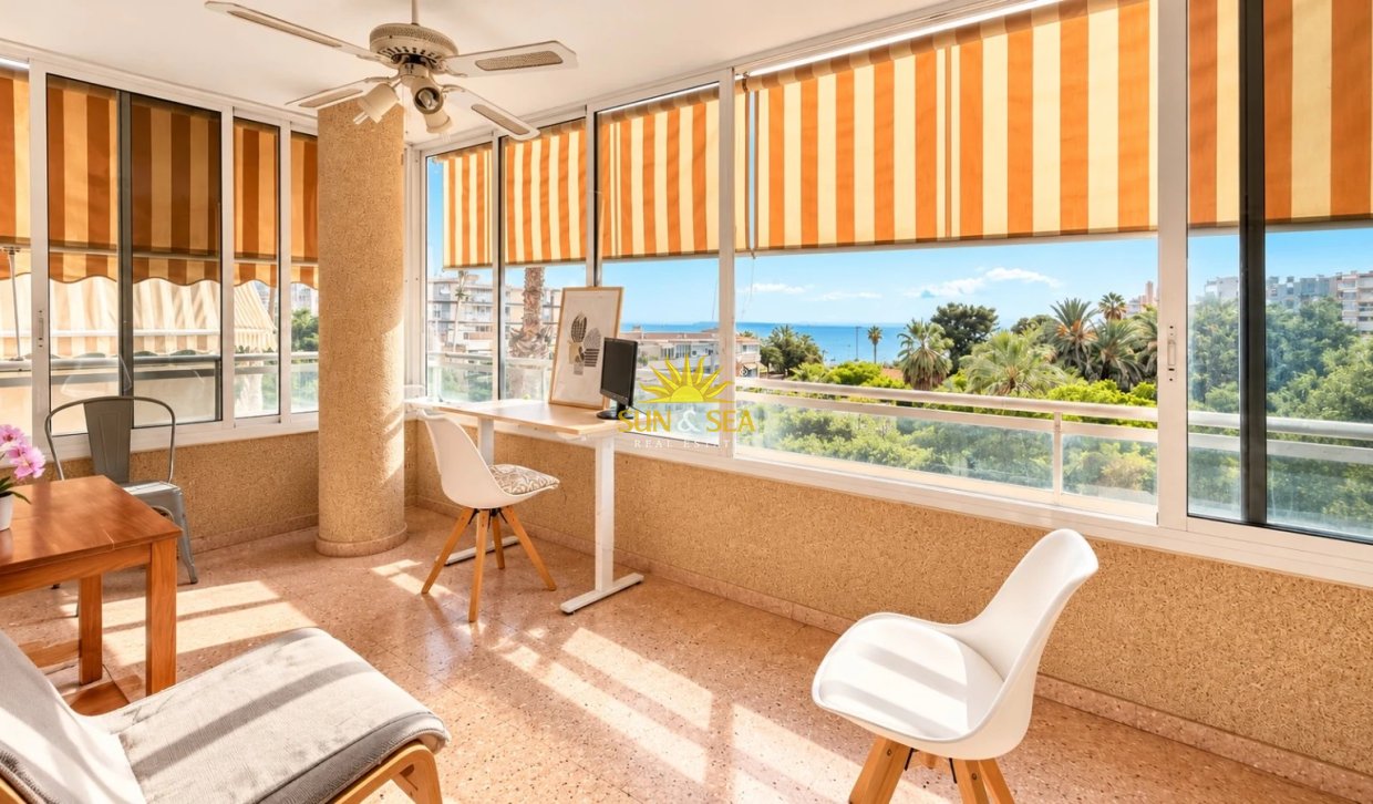 Location à long terme - Appartement - Alicante (Alacant)