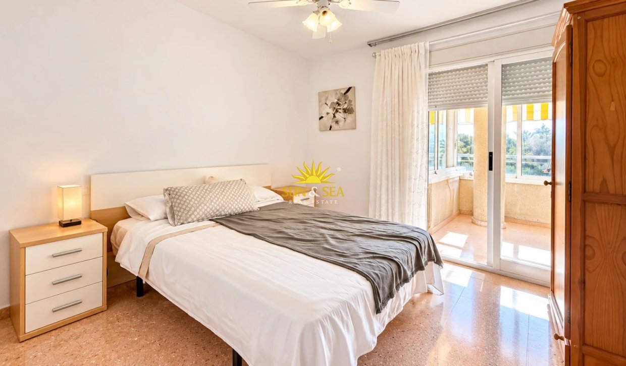 Location à long terme - Appartement - Alicante (Alacant)