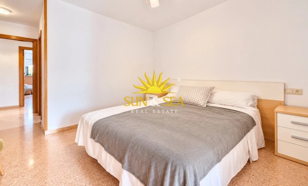 Location à long terme - Appartement - Alicante (Alacant)