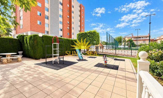 Location à long terme - Appartement - Alicante (Alacant)