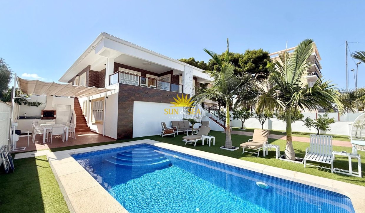 Location à long terme - Villa - Orihuela Costa - La Zenia