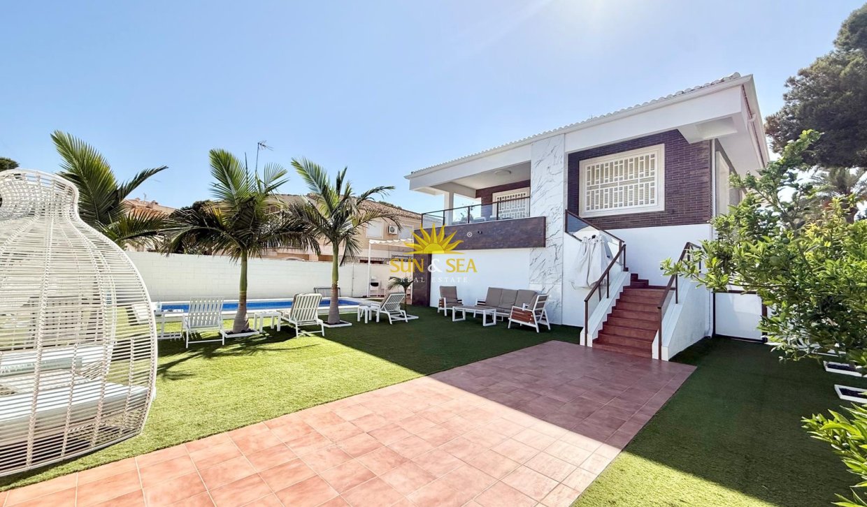 Location à long terme - Villa - Orihuela Costa - La Zenia