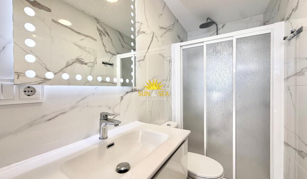 Location à long terme - Villa - Orihuela Costa - La Zenia