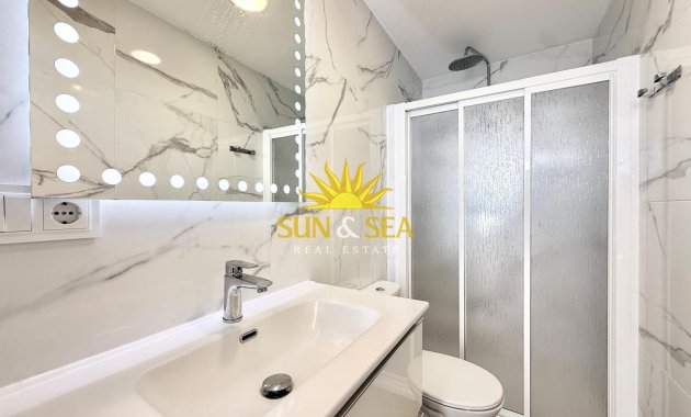 Location à long terme - Villa - Orihuela Costa - La Zenia