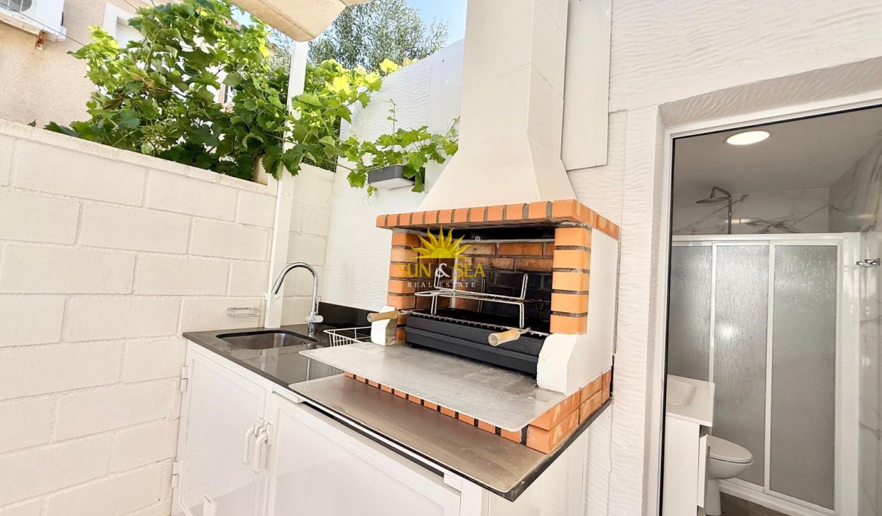 Location à long terme - Villa - Orihuela Costa - La Zenia