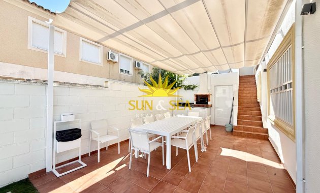 Location à long terme - Villa - Orihuela Costa - La Zenia