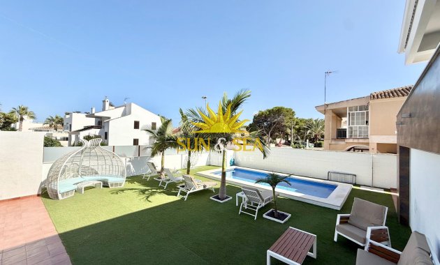 Location à long terme - Villa - Orihuela Costa - La Zenia