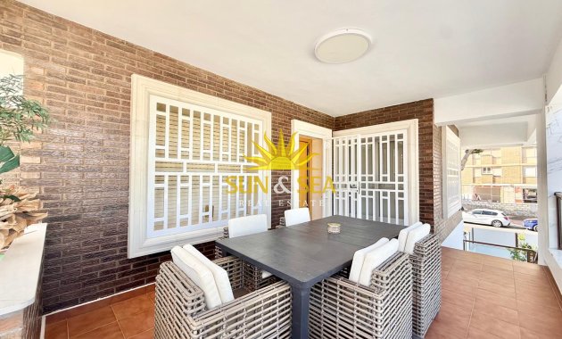 Location à long terme - Villa - Orihuela Costa - La Zenia