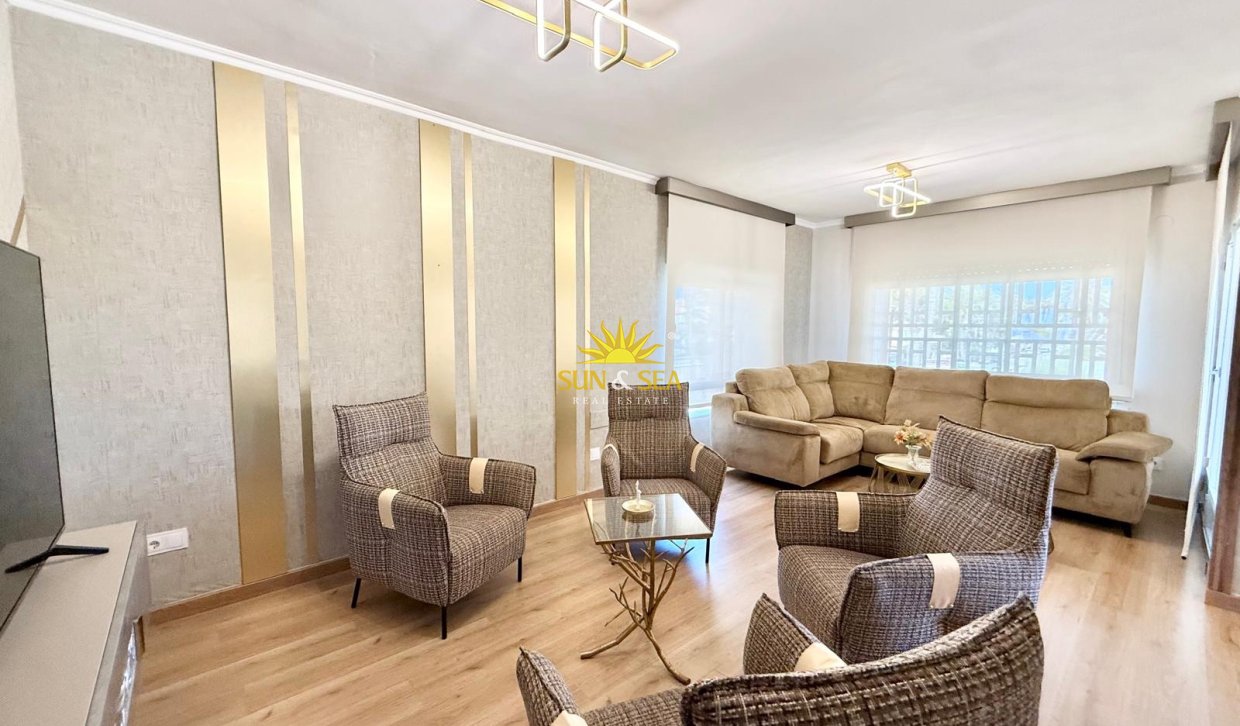 Location à long terme - Villa - Orihuela Costa - La Zenia