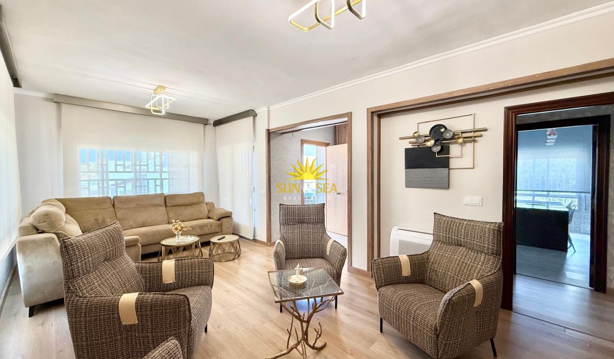 Location à long terme - Villa - Orihuela Costa - La Zenia