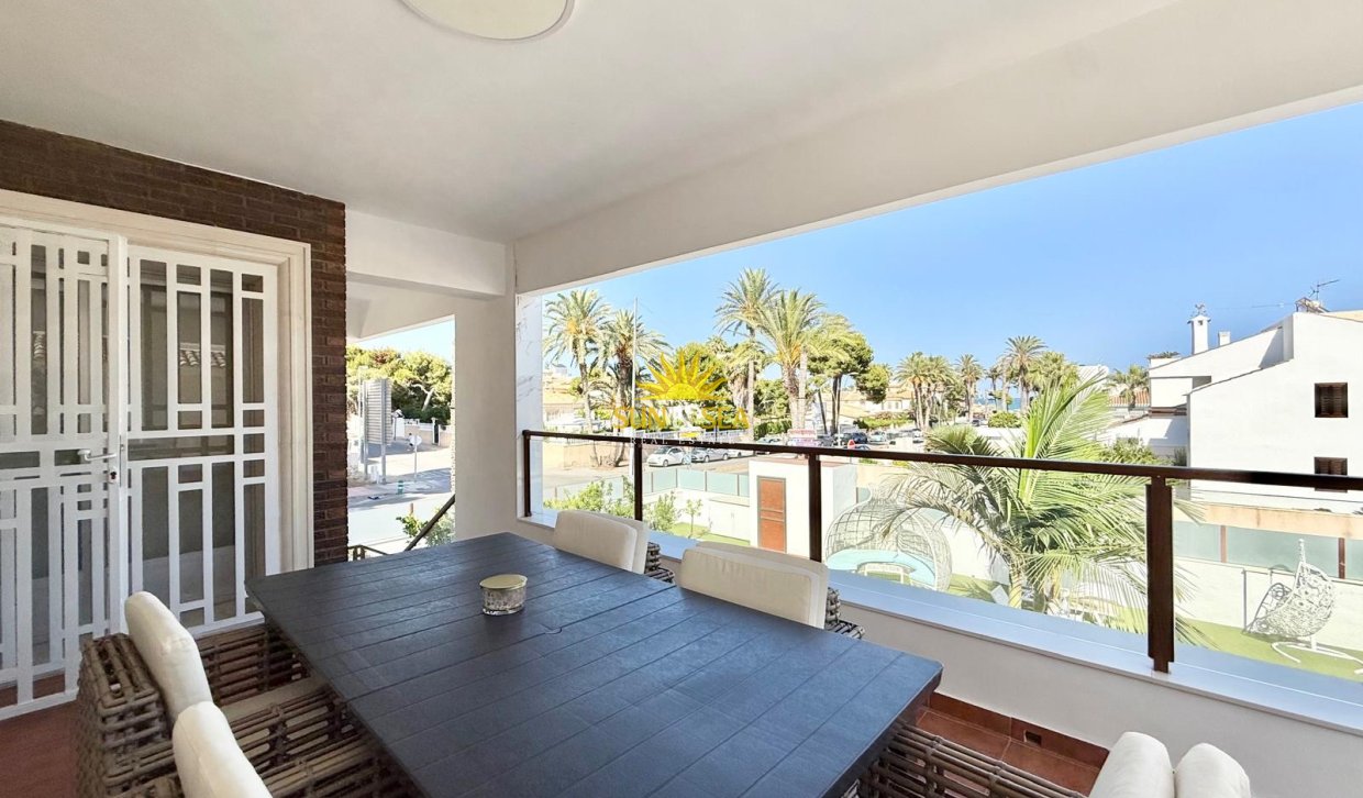 Location à long terme - Villa - Orihuela Costa - La Zenia
