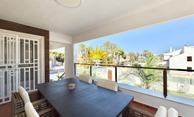 Location à long terme - Villa - Orihuela Costa - La Zenia