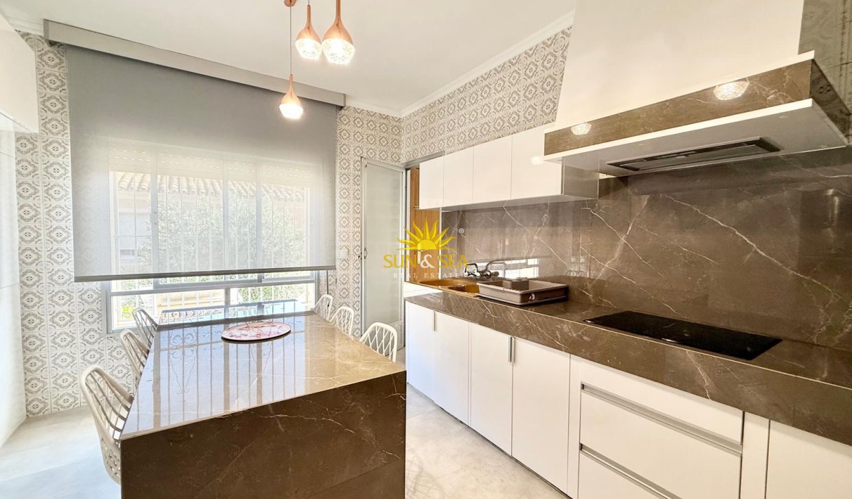 Location à long terme - Villa - Orihuela Costa - La Zenia