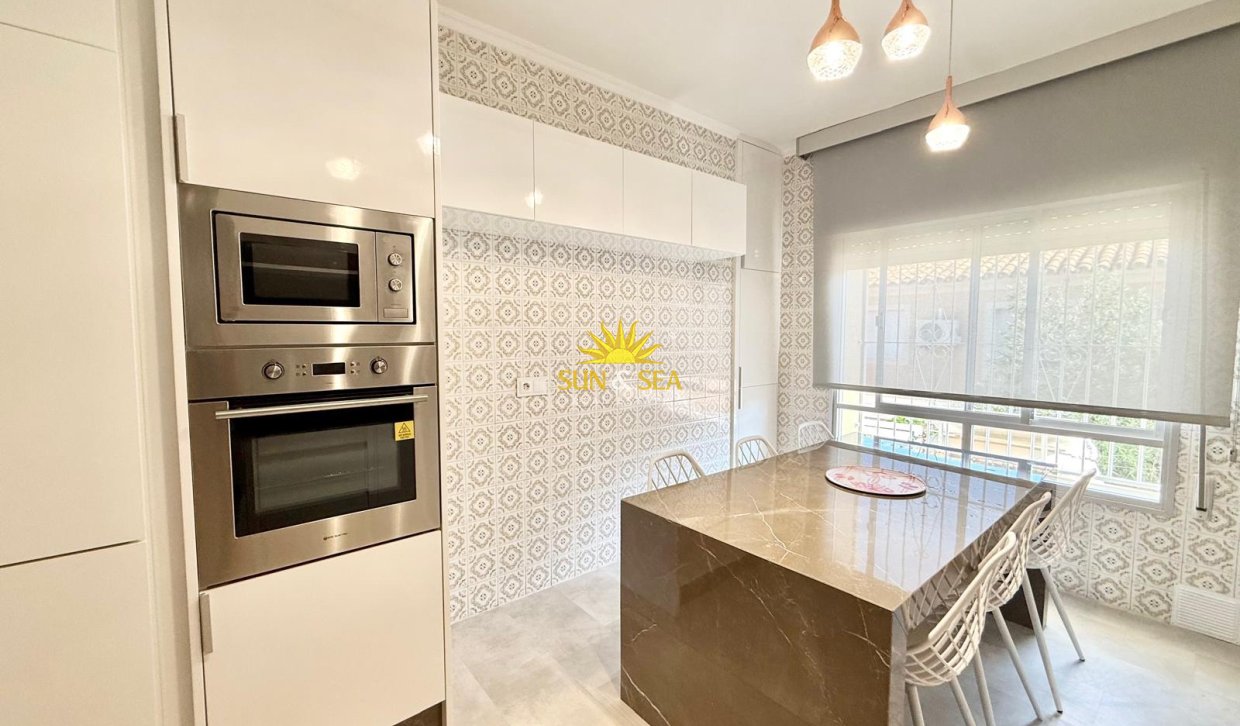 Location à long terme - Villa - Orihuela Costa - La Zenia