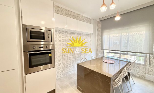 Location à long terme - Villa - Orihuela Costa - La Zenia