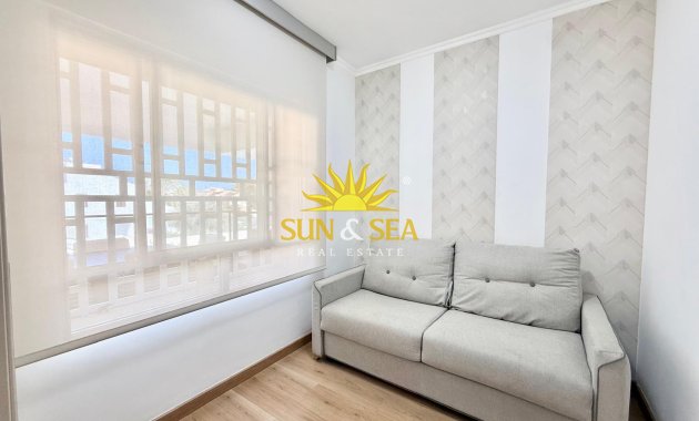 Location à long terme - Villa - Orihuela Costa - La Zenia