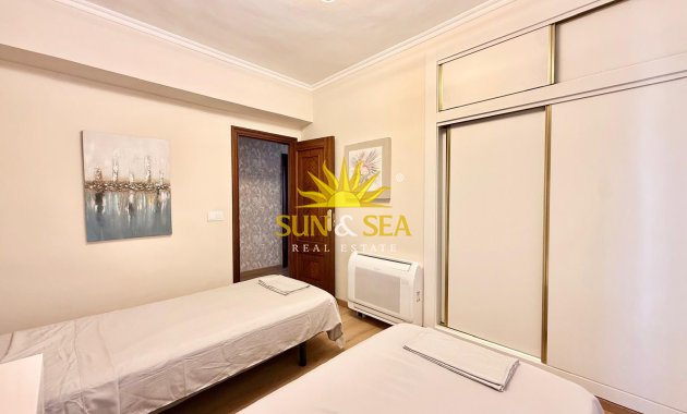 Location à long terme - Villa - Orihuela Costa - La Zenia
