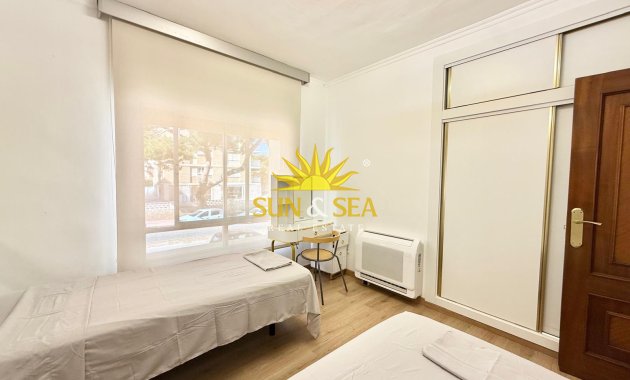 Location à long terme - Villa - Orihuela Costa - La Zenia