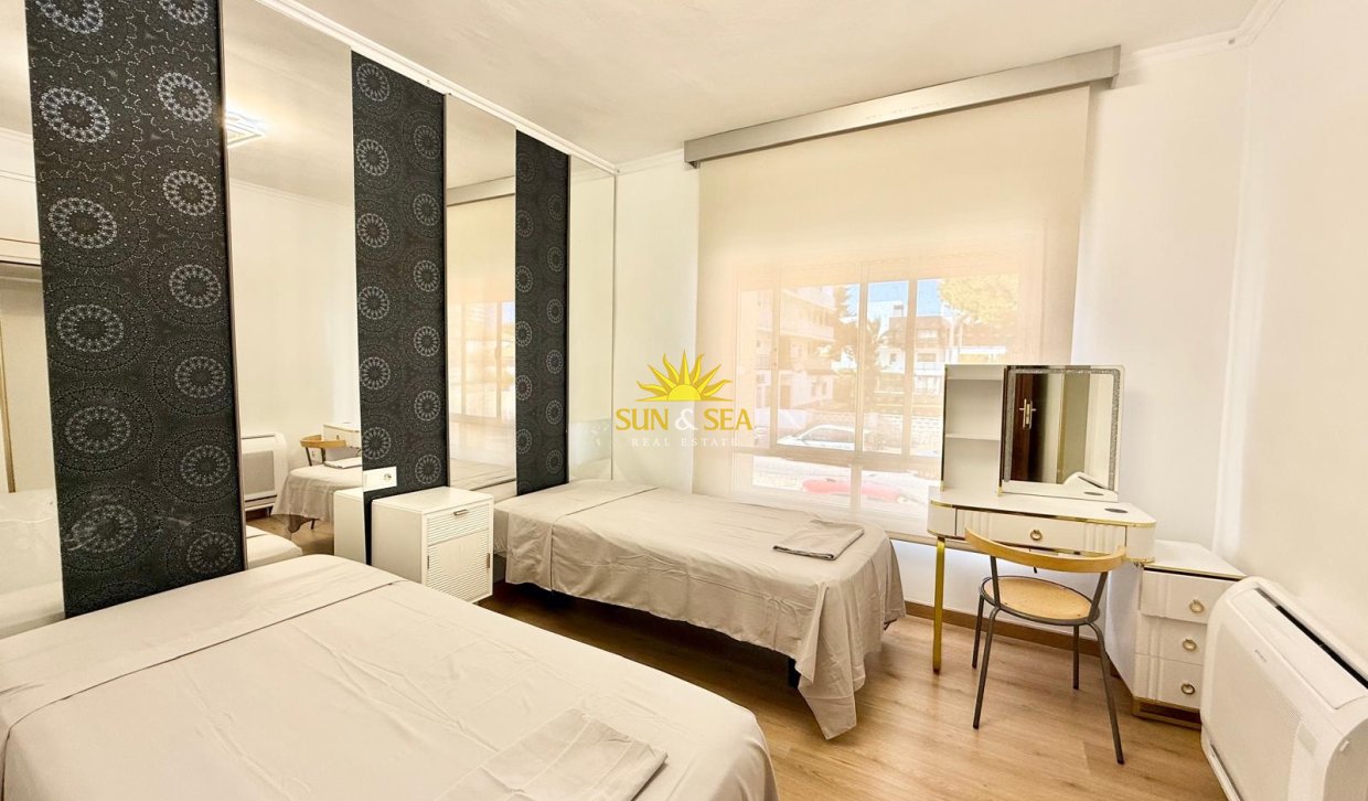 Location à long terme - Villa - Orihuela Costa - La Zenia