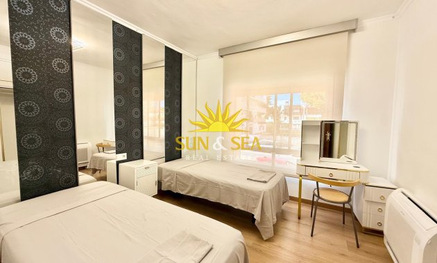 Location à long terme - Villa - Orihuela Costa - La Zenia