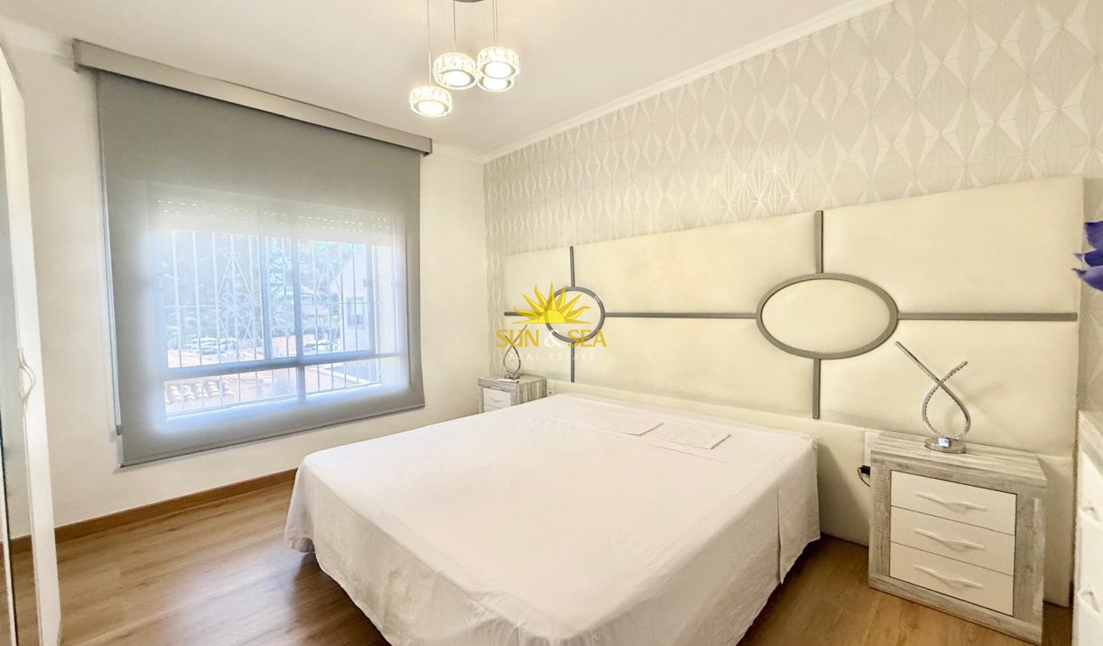 Location à long terme - Villa - Orihuela Costa - La Zenia