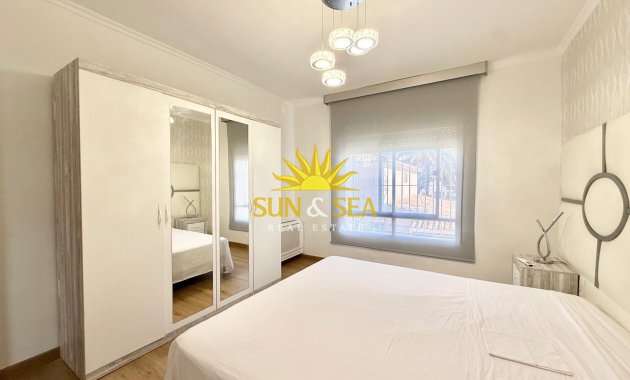 Location à long terme - Villa - Orihuela Costa - La Zenia