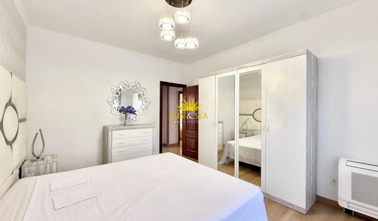 Location à long terme - Villa - Orihuela Costa - La Zenia