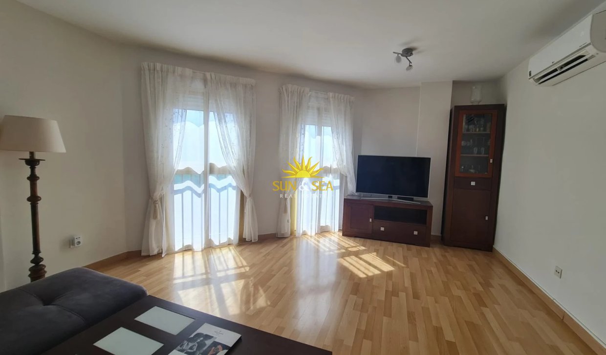 Location à long terme - Appartement - Alicante (Alacant)