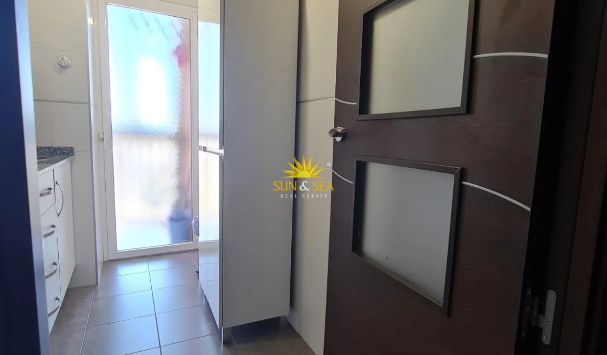 Location à long terme - Appartement - Alicante (Alacant)