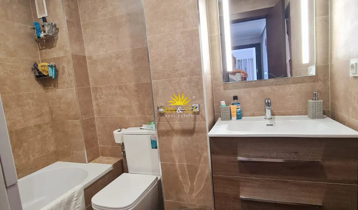 Location à long terme - Appartement - Alicante (Alacant)