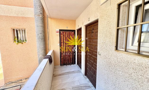 Location à long terme - Appartement - Torrevieja - Torrelamata - La Mata