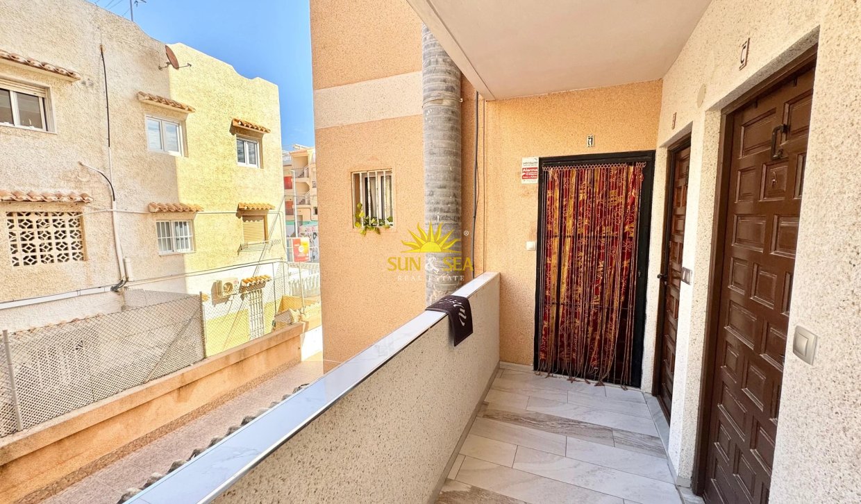 Location à long terme - Appartement - Torrevieja - Torrelamata - La Mata